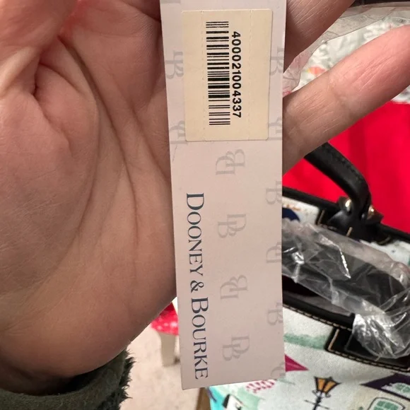 RARE 🦄 BRAND NEW Dooney & Bourke Mary Poppins Returns Tote! - Picture 13 of 13